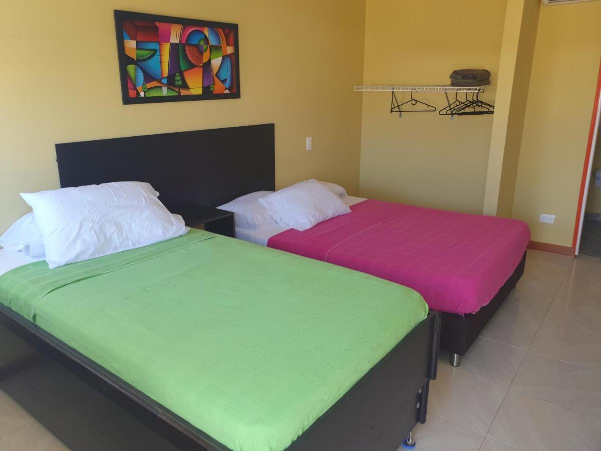Victoria'S Gennie Bay Village Hostal San Andrés Exterior foto