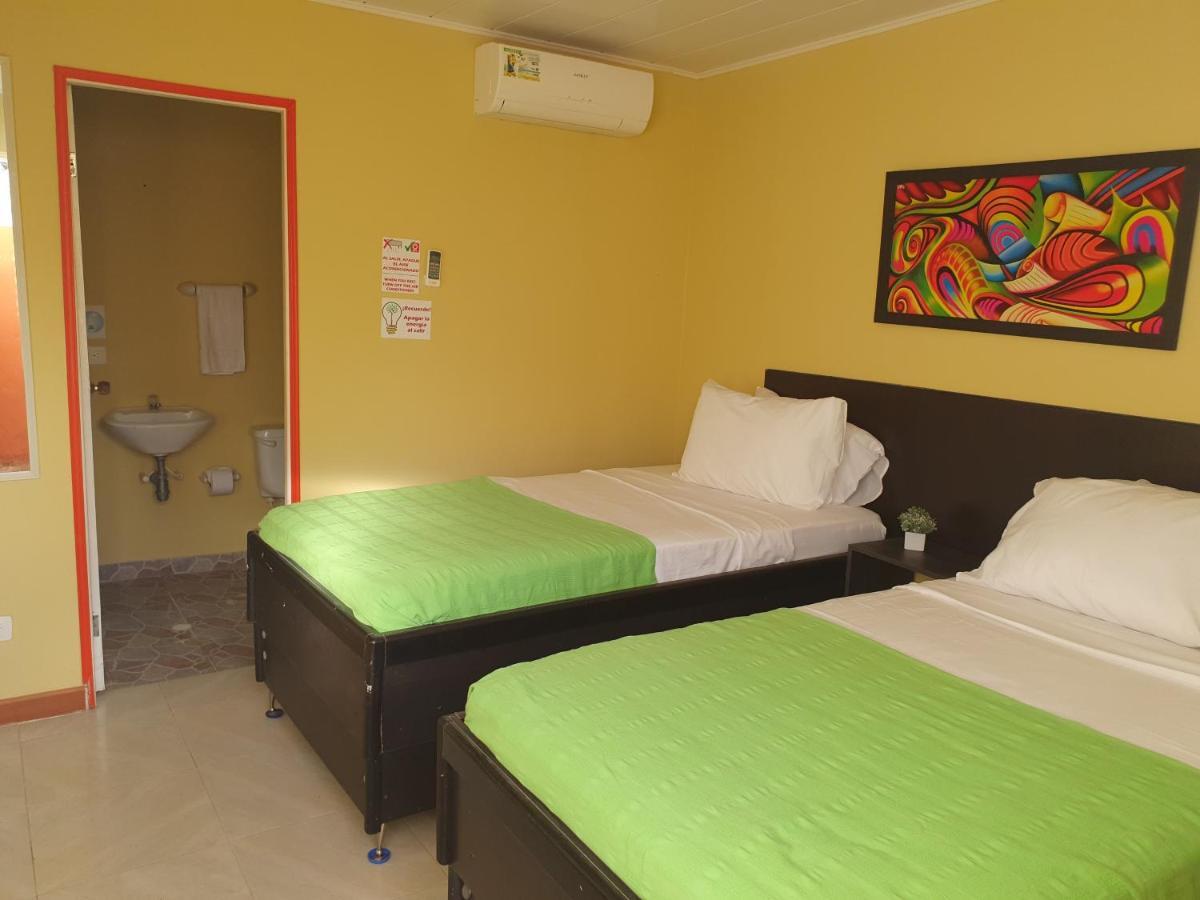 Victoria'S Gennie Bay Village Hostal San Andrés Exterior foto